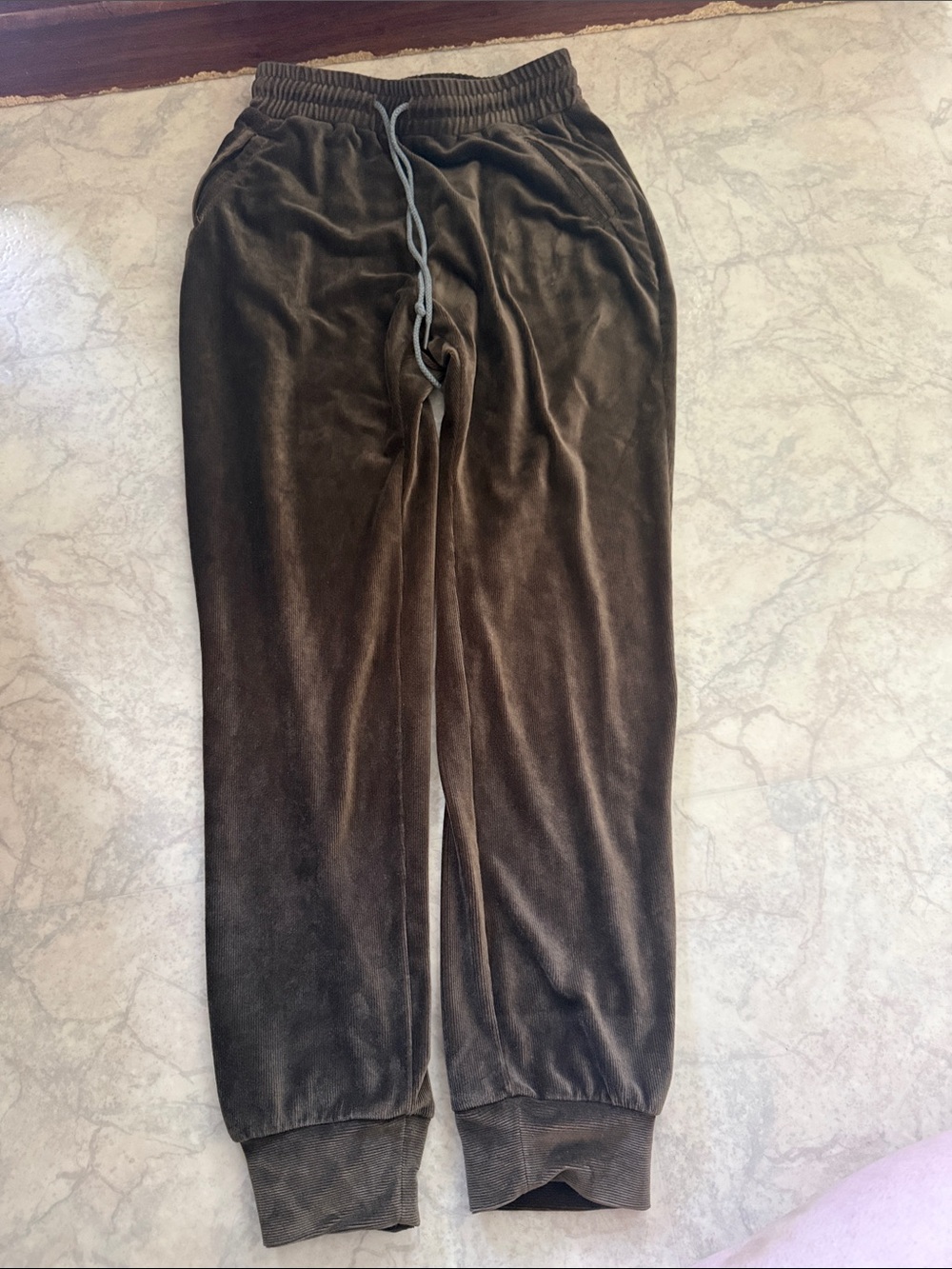 Heartloom Corduroy Joggers in Dark Brown